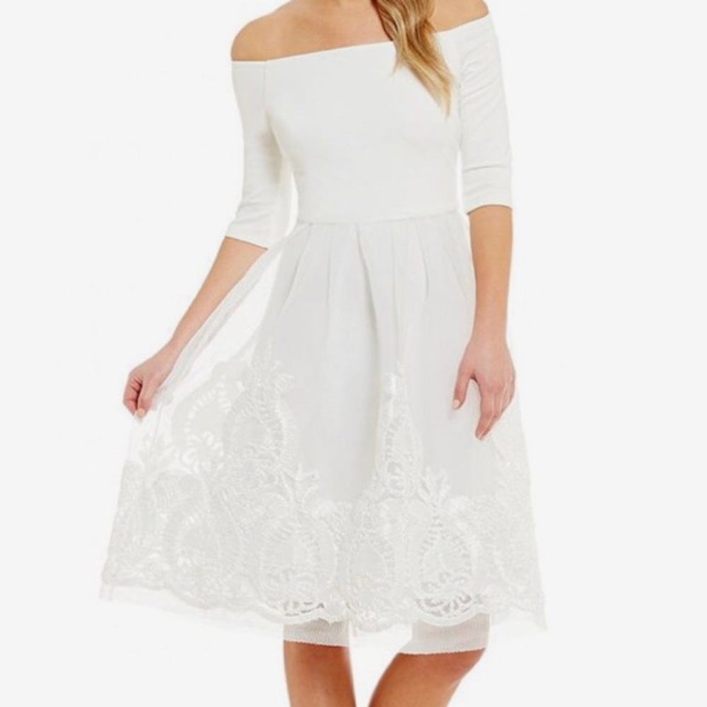 Gianni Bini Dana Embroidered dress